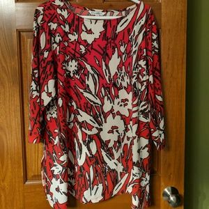 Tunic top with 3/4 sleeves